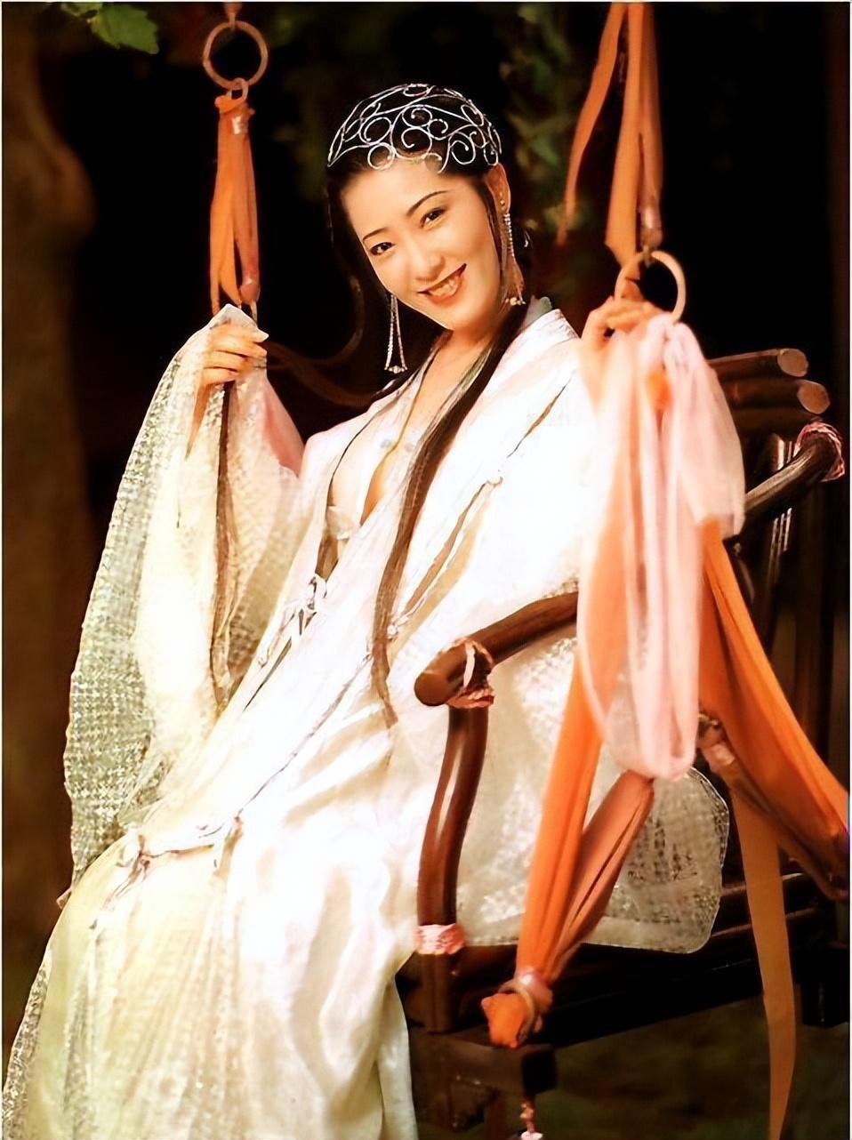 杨思敏金梅瓶1一5集演员表