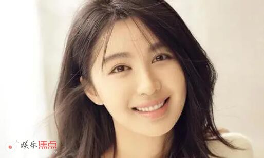 李菲儿是飞儿乐队主唱吗