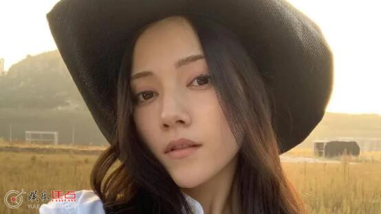演员娜然是混血儿吗